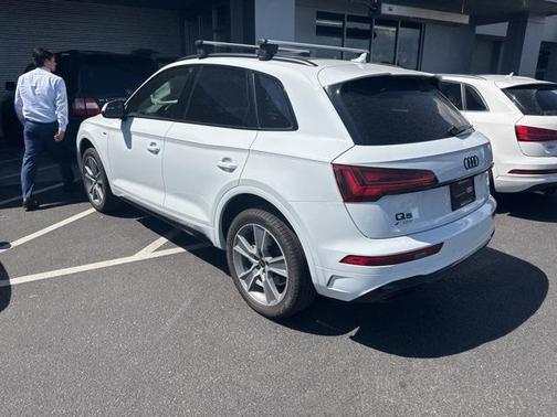 2025 Audi Q5 45 S line Premium