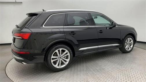 2025 Audi Q7 55 Premium Plus