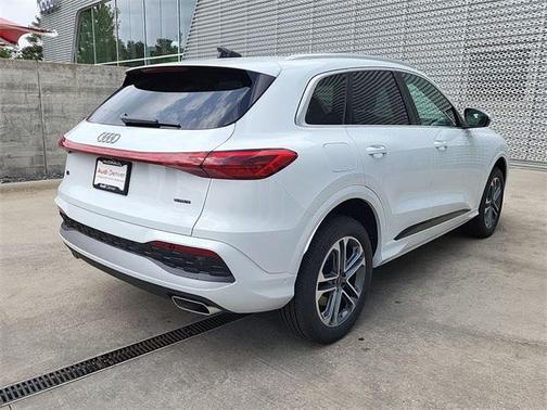 2025 Audi Q5 Premium Plus