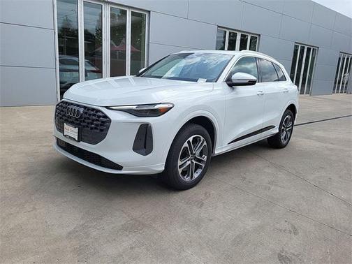 2025 Audi Q5 Premium Plus
