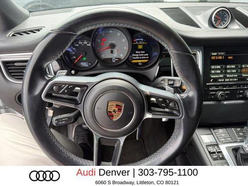 Carrara White Metallic 2016 Porsche Macan Macan S