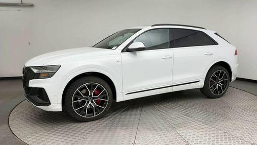 2023 Audi Q8 55 Premium Plus