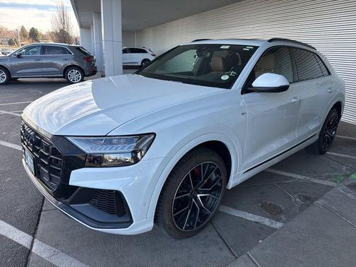 2023 Audi Q8 55 Premium Plus