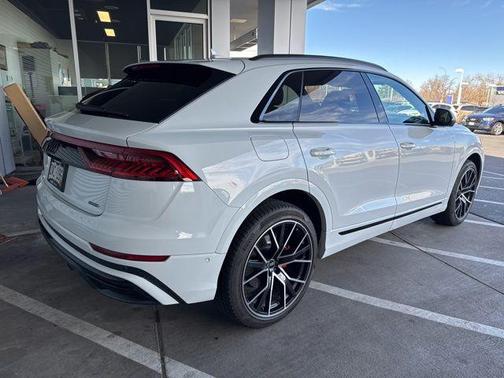 2023 Audi Q8 55 Premium Plus