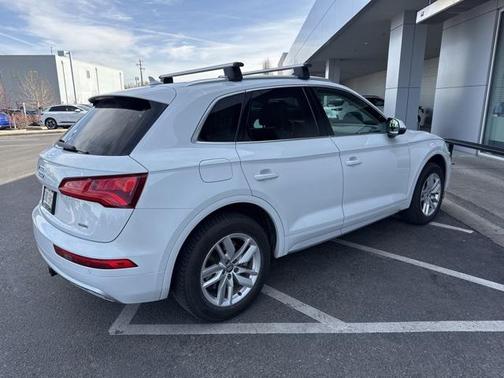 2020 Audi Q5 45 Premium
