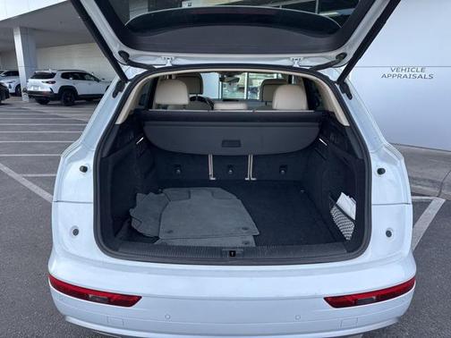 2020 Audi Q5 45 Premium