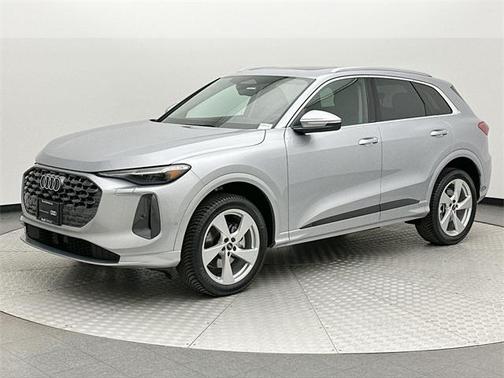 2025 Audi Q5 Premium Plus TFSI quattro S tronic