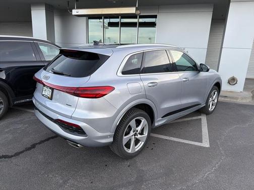 2025 Audi Q5 Premium Plus TFSI quattro S tronic