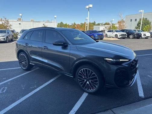 2025 Audi SQ5 3.0T Premium Plus