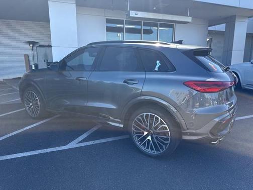2025 Audi SQ5 3.0T Premium Plus