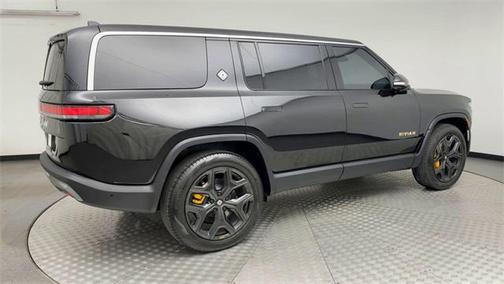 2023 Rivian R1S Adventure