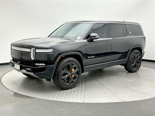 2023 Rivian R1S Adventure