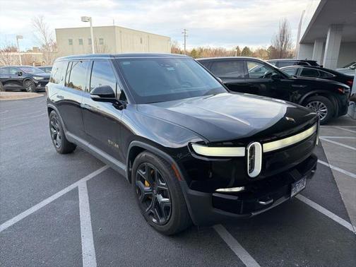 2023 Rivian R1S Adventure