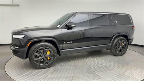 2023 Rivian R1S Adventure