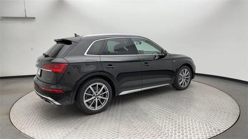 2022 Audi Q5 e 55 S line Premium Plus