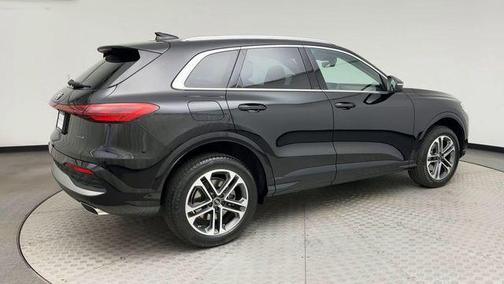 2025 Audi Q5 Premium TFSI quattro S tronic