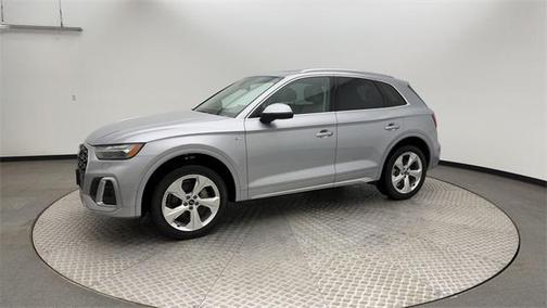 2022 Audi Q5 45 S line Prestige