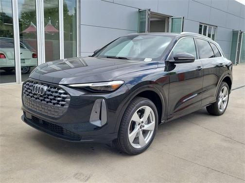 2025 Audi Q5 Premium Plus