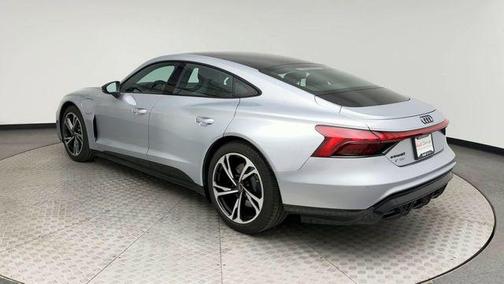 2024 Audi e-tron GT Premium Plus quattro