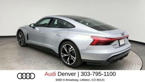 Florett Silver Metallic 2024 Audi e-tron GT Premium Plus quattro