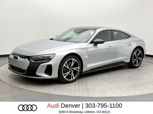 Florett Silver Metallic 2024 Audi e-tron GT Premium Plus quattro