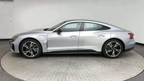 2024 Audi e-tron GT Premium Plus quattro