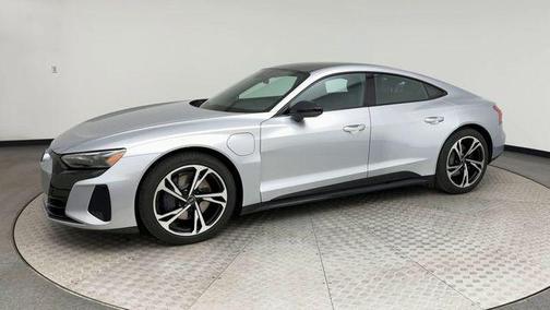 2024 Audi e-tron GT Premium Plus quattro