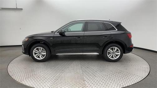 2023 Audi Q5 45 S line Premium