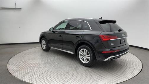 2023 Audi Q5 45 S line Premium