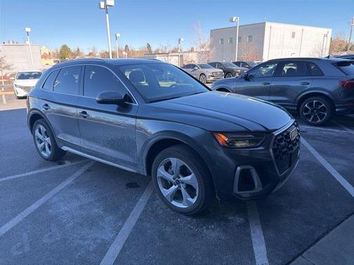 2023 Audi Q5 45 S line Premium Plus