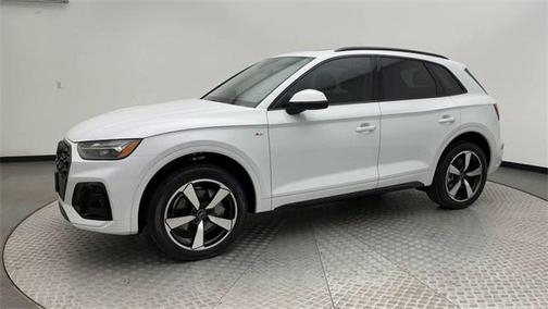 2023 Audi Q5 45 S line Premium Plus