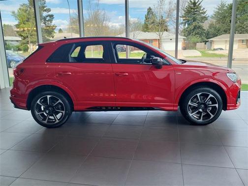 2025 Audi Q3 45 S line Premium Plus