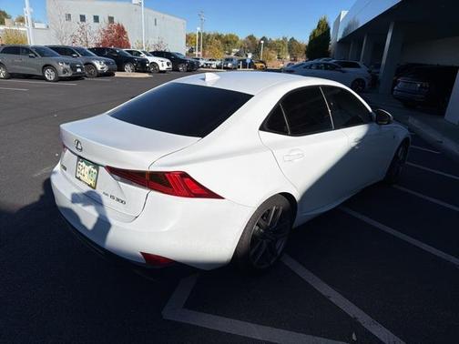 2018 Lexus IS 300 Base