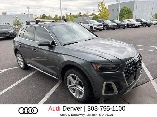 Daytona Gray Pearl Effect 2024 Audi Q5 e 55 S line Premium Plus