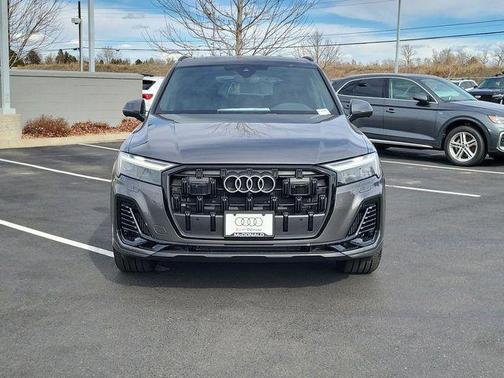 2026 Audi Q7 55 Premium Plus