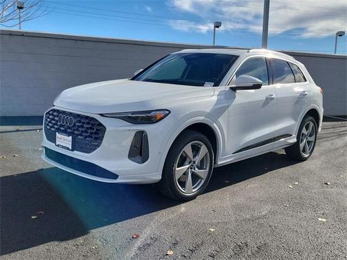 2025 Audi Q5 Premium Plus TFSI quattro S tronic