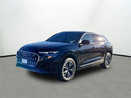 2025 Audi Q8 55 Premium Plus