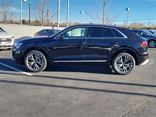 2025 Audi Q8 55 Premium Plus