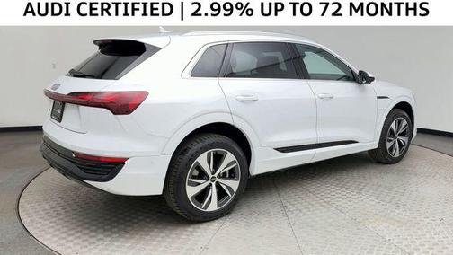 2024 Audi Q8 e-tron Premium Plus