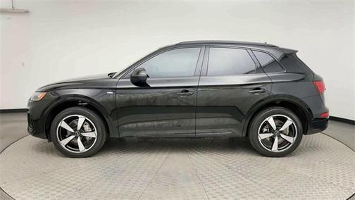 2023 Audi Q5 45 S line Prestige