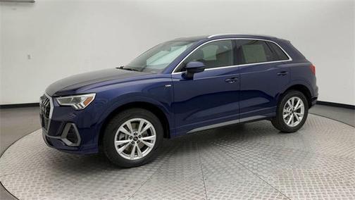 2022 Audi Q3 45 S line Premium Plus