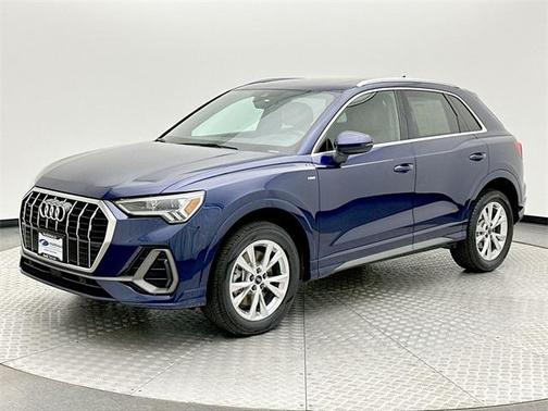 2022 Audi Q3 45 S line Premium Plus