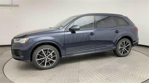 2024 Audi Q7 55 Premium Plus
