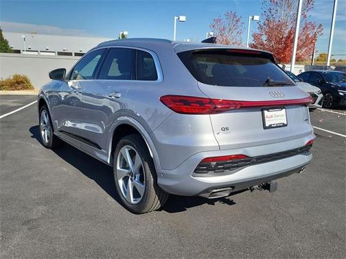 2025 Audi Q5 Premium Plus