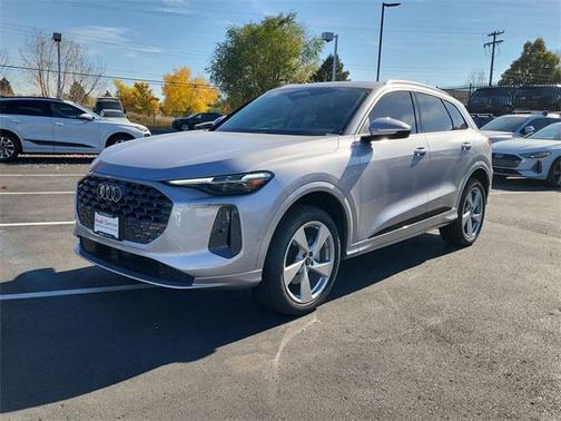 2025 Audi Q5 Premium Plus