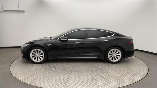 2016 Tesla Model S 90D