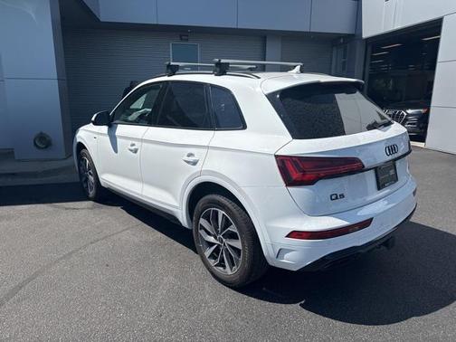 2024 Audi Q5 45 S line Premium Plus