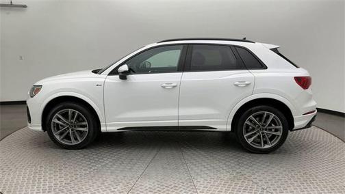 2024 Audi Q3 Premium 45 TFSI S line quattro Tiptronic