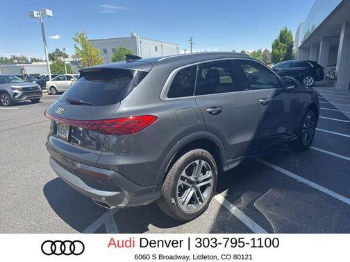 Tambora Gray Metallic 2025 Audi Q5 Premium Plus TFSI quattro S tronic