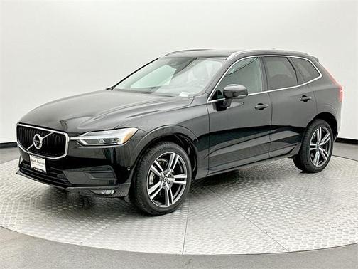 2018 Volvo XC60 T6 Momentum